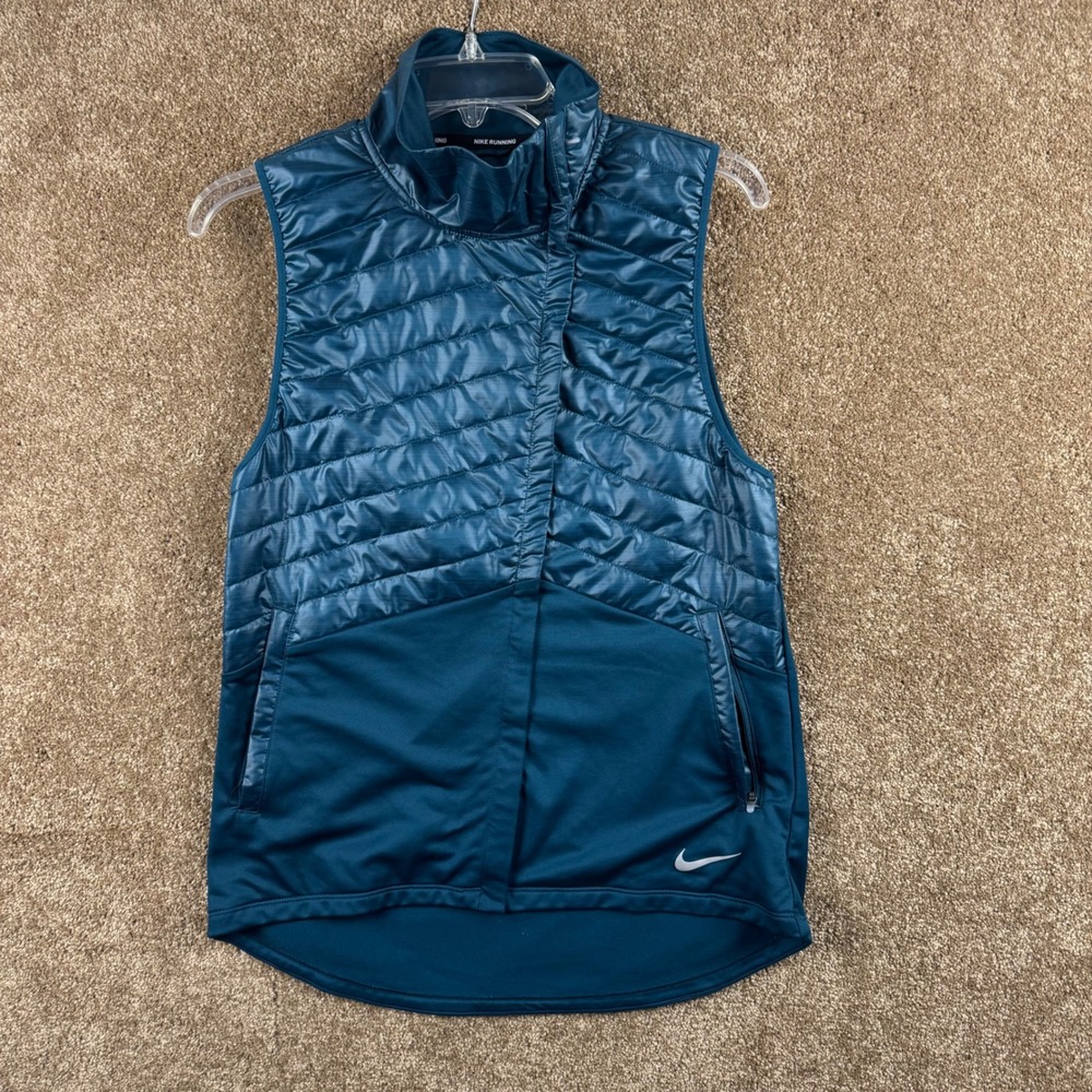 Nike Running Womens Asymmetrical Zip Quilted Puffer Vest Emerald Green Medium